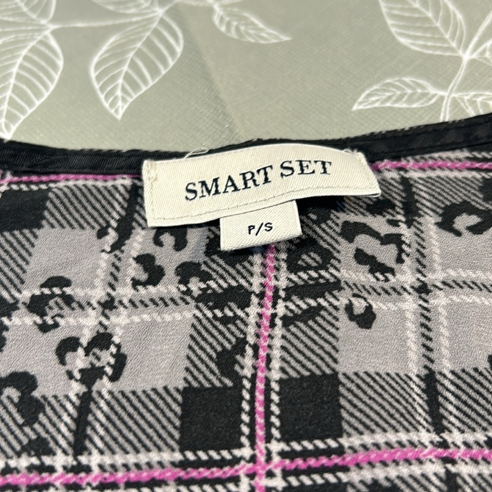 Ladies Smart Set Tank Top - Picture 3 of 4